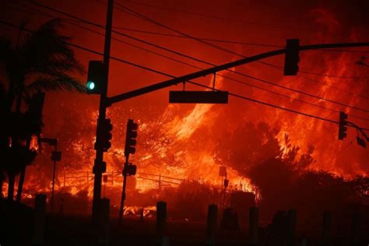 Are there fires near Sonoma California?