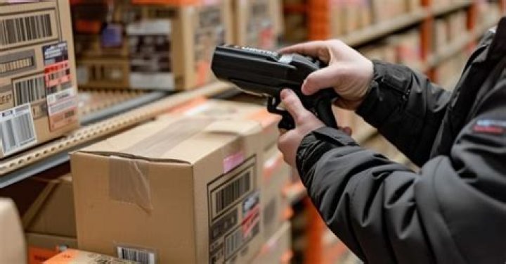 Can barcode scanners damage eyes?