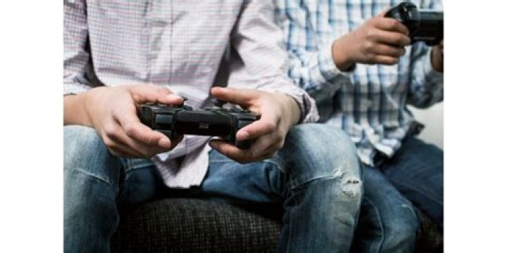 Can I use my PlayStation Network account on two PS4s?