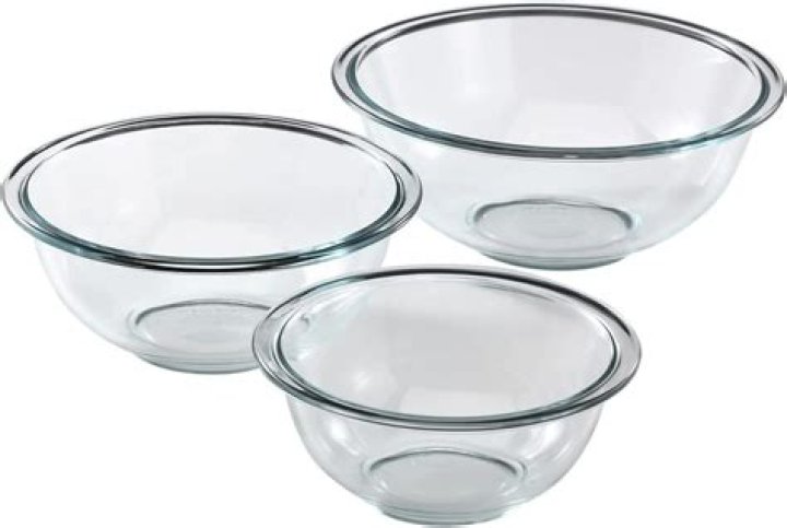 Can we use glass bowl in oven?
