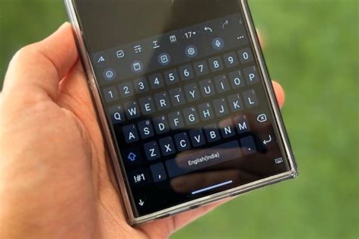 Can you get a keyboard for iPhone?