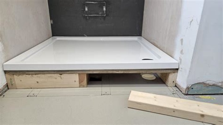 Can you sand chipboard flooring?