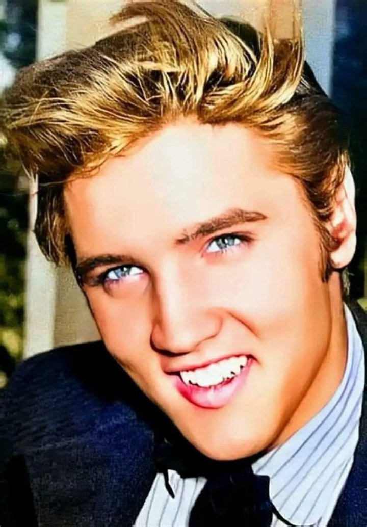 Did Elvis Presley have blonde hair?