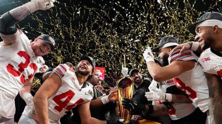 Did Joe Montana win national title at Notre Dame?