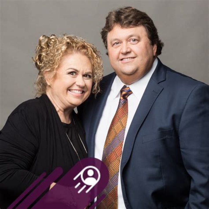 Did Sarah Fortner leave Wyff?