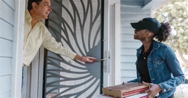Do I still tip if there is a delivery charge?