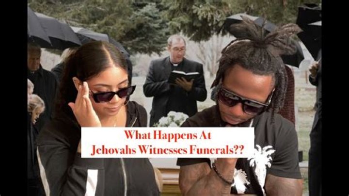Do Jehovah Witnesses celebrate Mother's Day and Father's Day?
