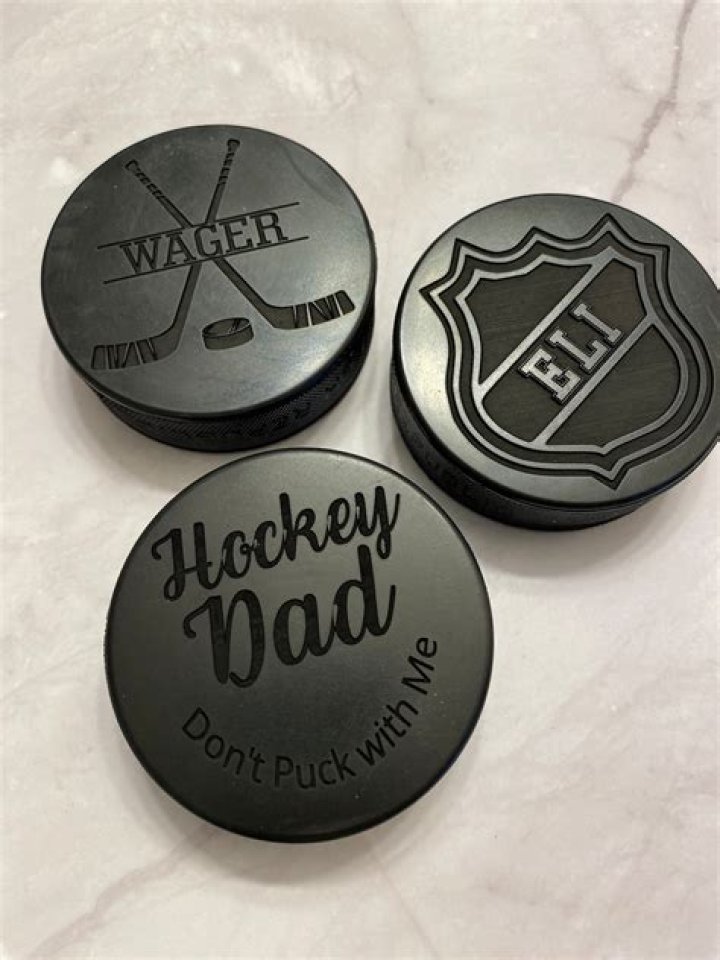 Do they keep hockey pucks frozen?