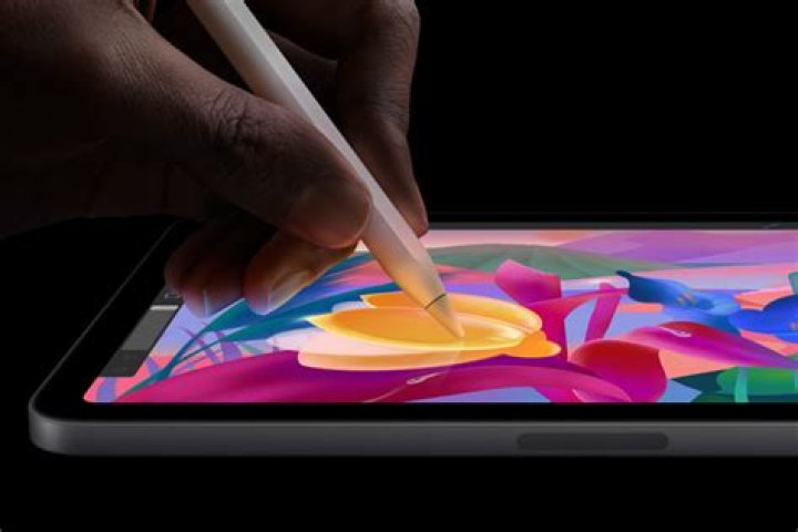Does Apple pencil work with iPhone 8 plus?