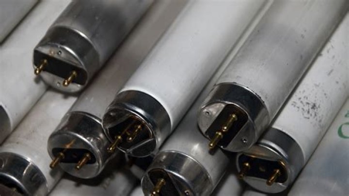 Does Batteries Plus recycle fluorescent tubes?