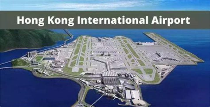 Does Hong Kong airport accept RMB?