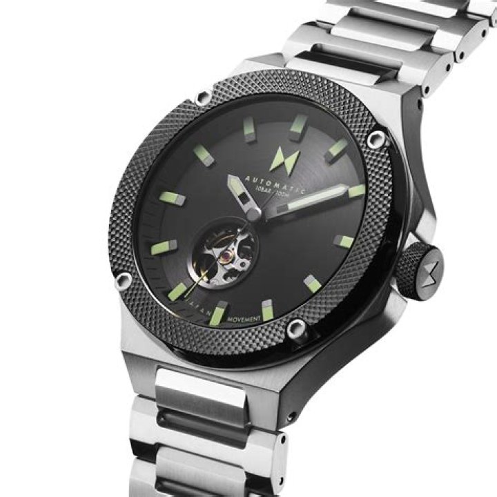 Does MVMT make automatic watches?