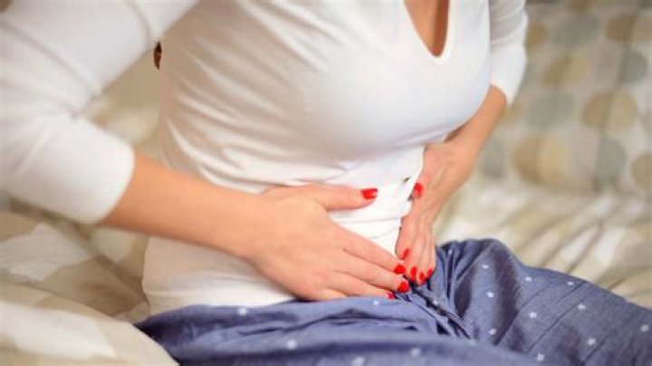 Does Tylenol help with stomach pain?