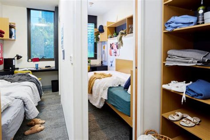 Does University of Pennsylvania require interviews?