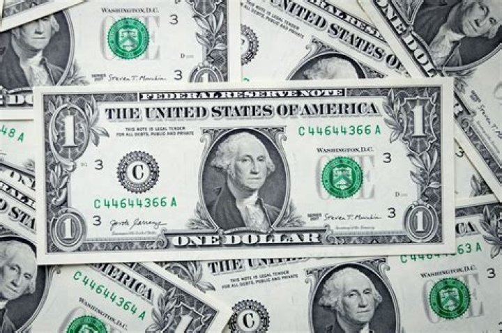 Does Walmart cash income tax checks 2019?