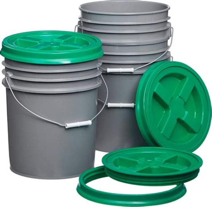 How big is a pail of water?