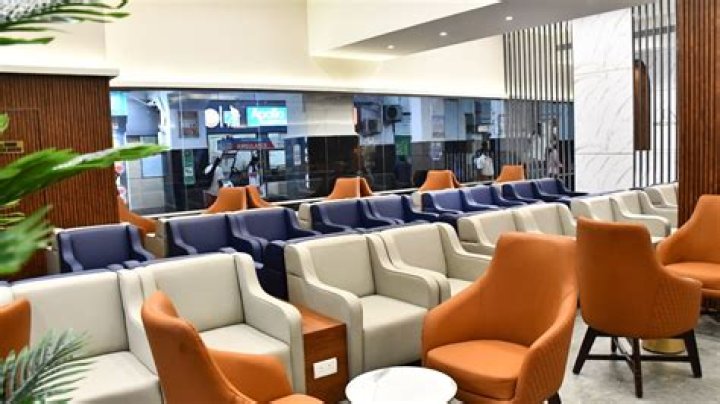 How can I book Irctc executive lounge?