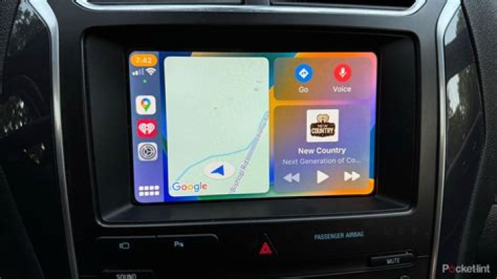 How can I find out if a car has been wrecked?