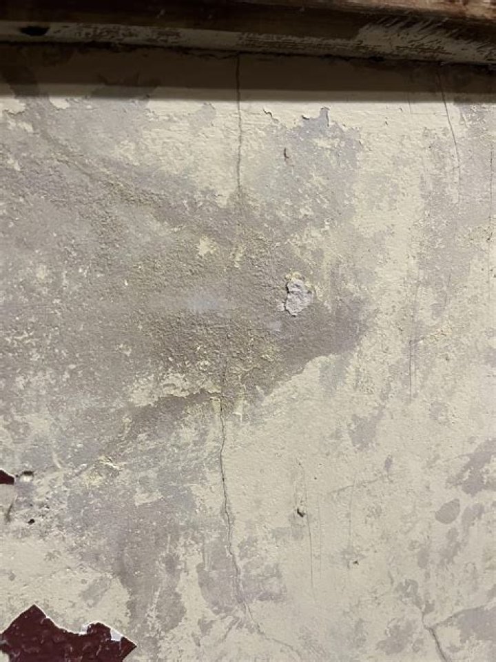 How dangerous is asbestos in joint compound?