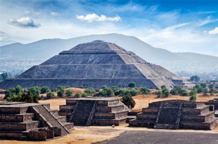 How did Tenochtitlan begin? | ContextResponse.com