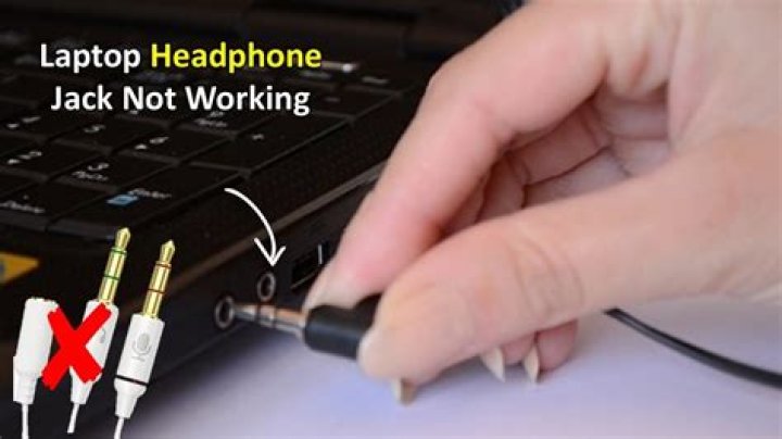How do I fix the headphone jack on my laptop Windows 10?