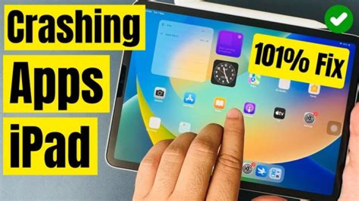 How do I stop apps crashing on iPad 2?