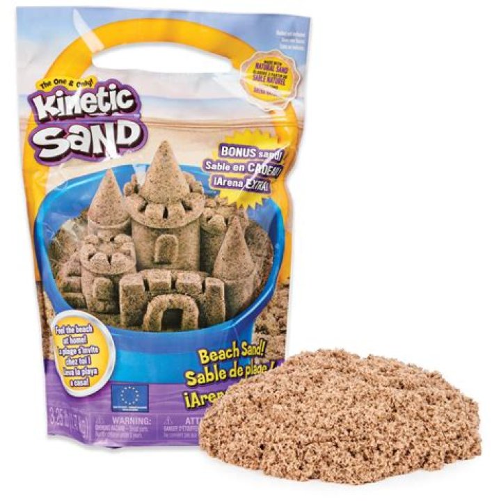How do you add color to kinetic sand?