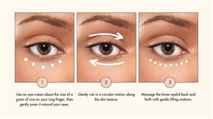 How do you apply henna to your hair?