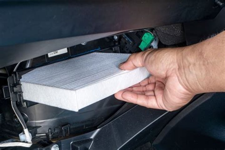How do you change a cabin filter?