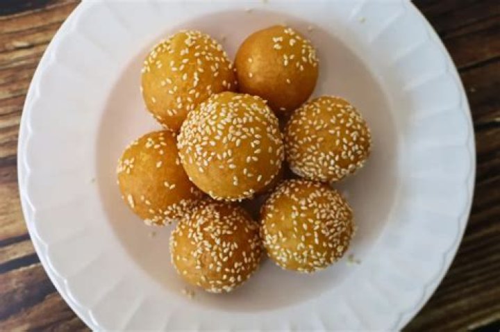How do you cook frozen sesame rice balls?