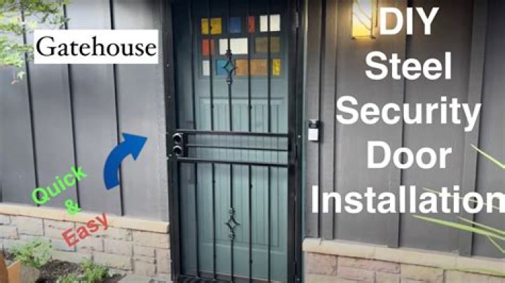 How do you fit a metal gate?