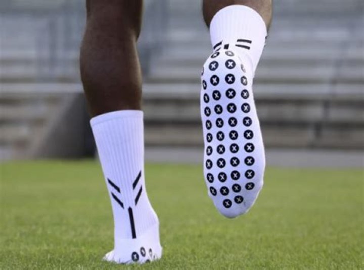 How do you make homemade grip socks?