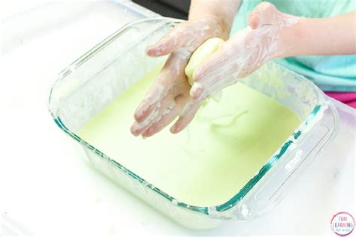 How do you make Oobleck without cornstarch?