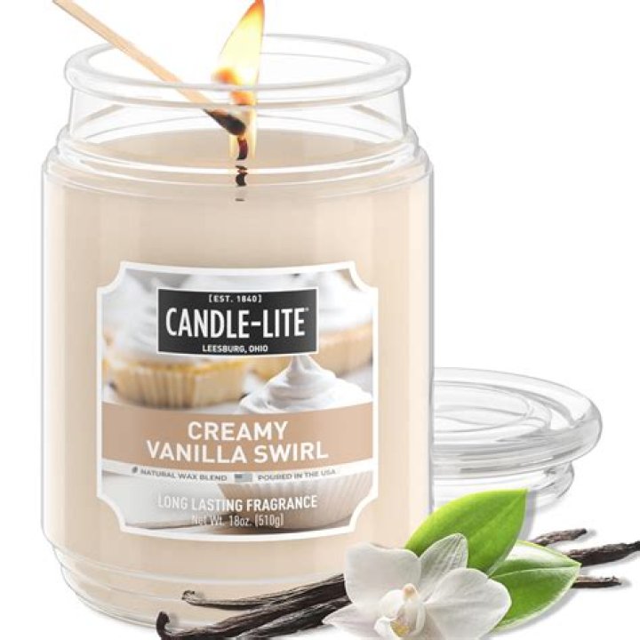 How do you make vanilla scented candles?