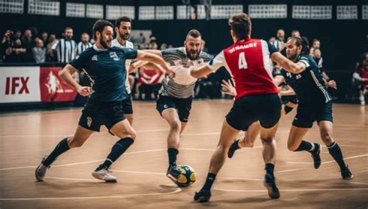 How do you move the ball in handball?