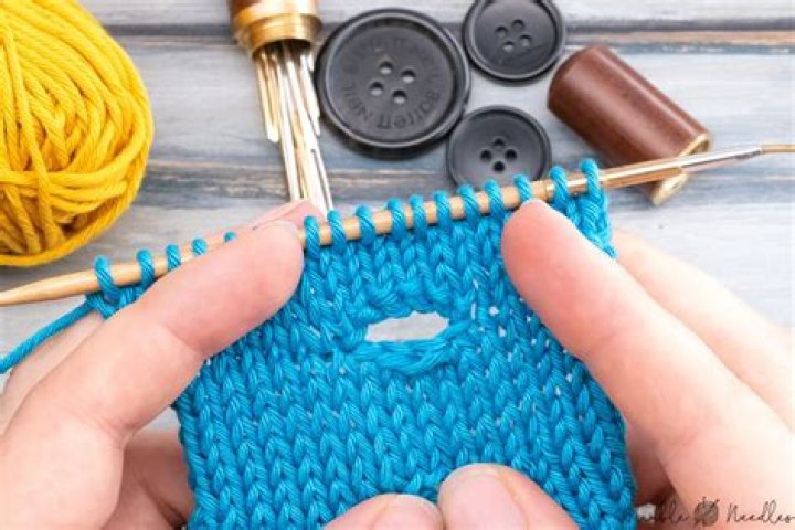 How do you repair a hole in a knitted fabric?