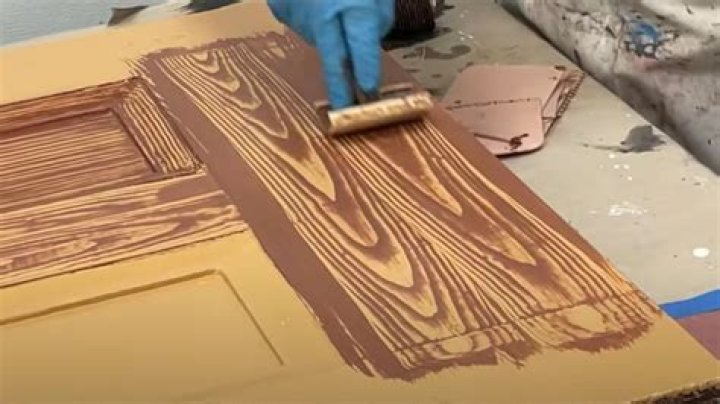 How do you reveal wood grain?