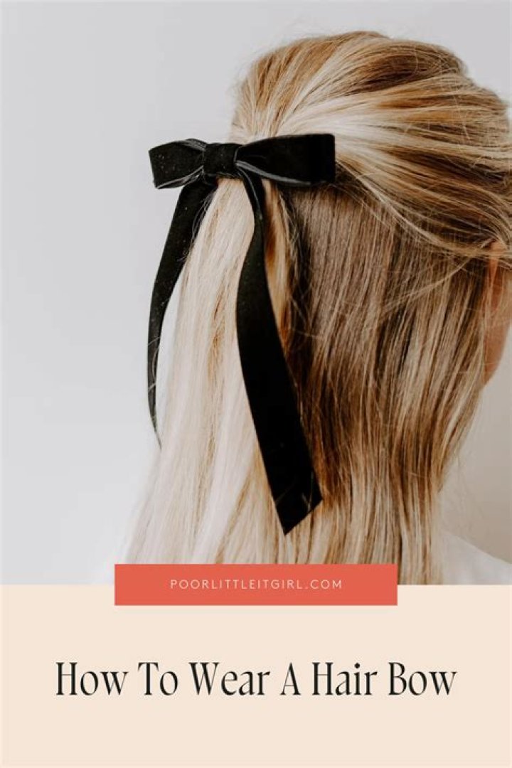 How do you stick a baby bow in your hair?