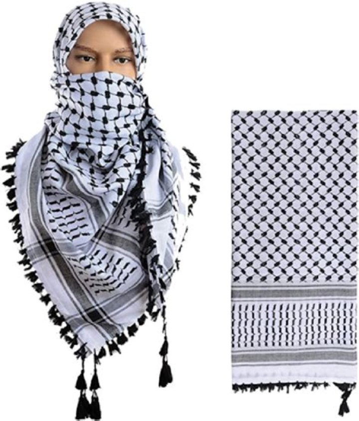 How do you use a keffiyeh scarf?