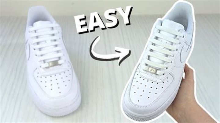 How do you wear an af1 Mid?