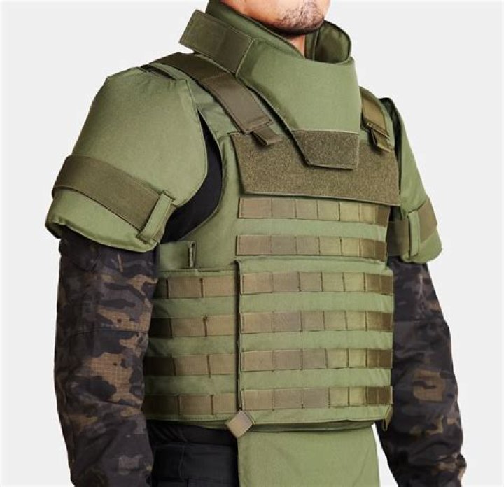 How is bullet proof jacket made?