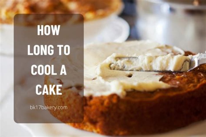 How long do you let a cake cool before covering?