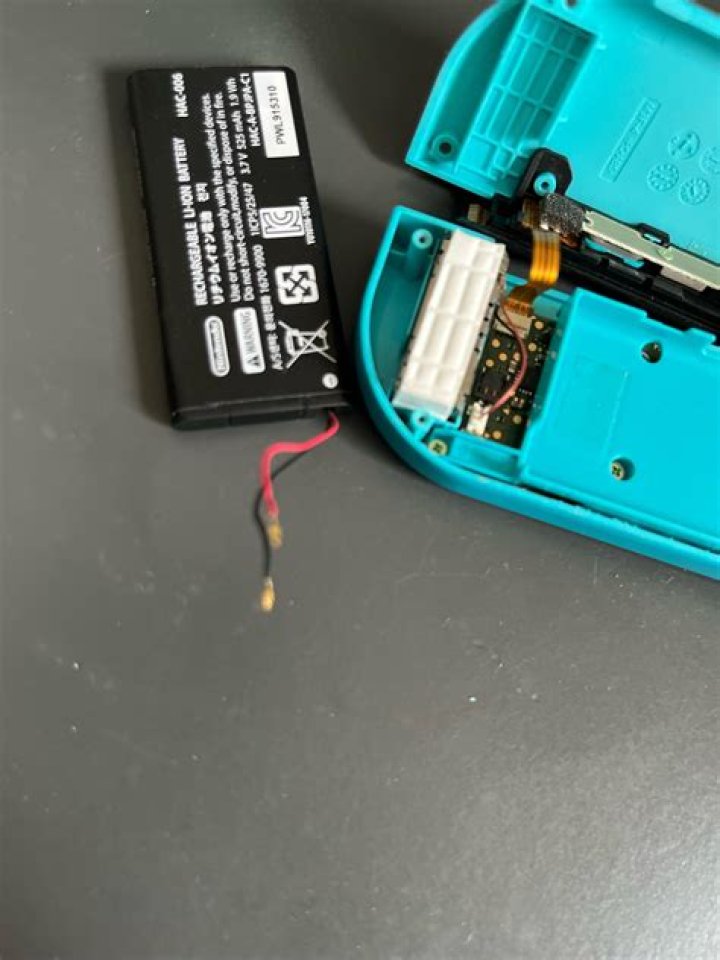 How long is the joy con battery life?