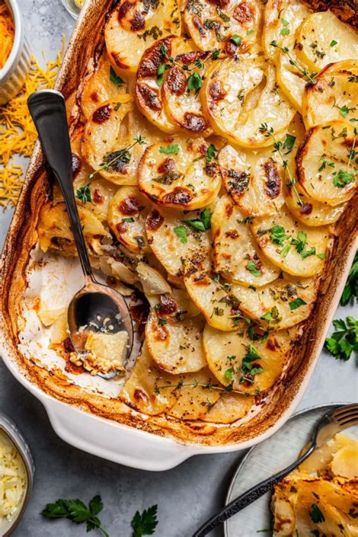 How long is tuna casserole good for?