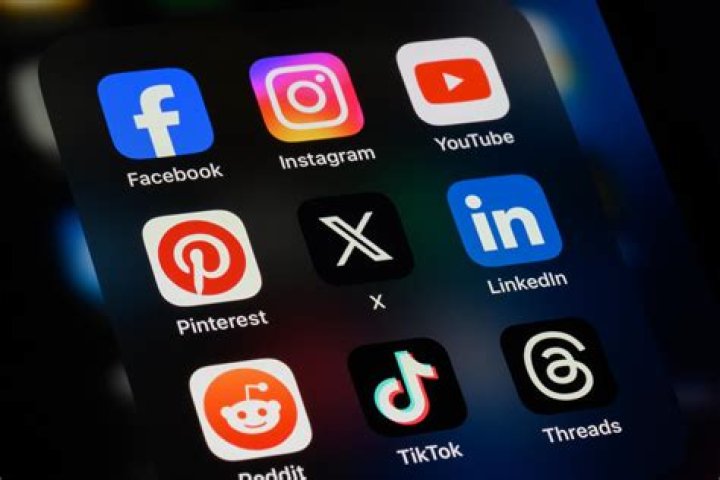 How many platforms are there in jasidih Junction?
