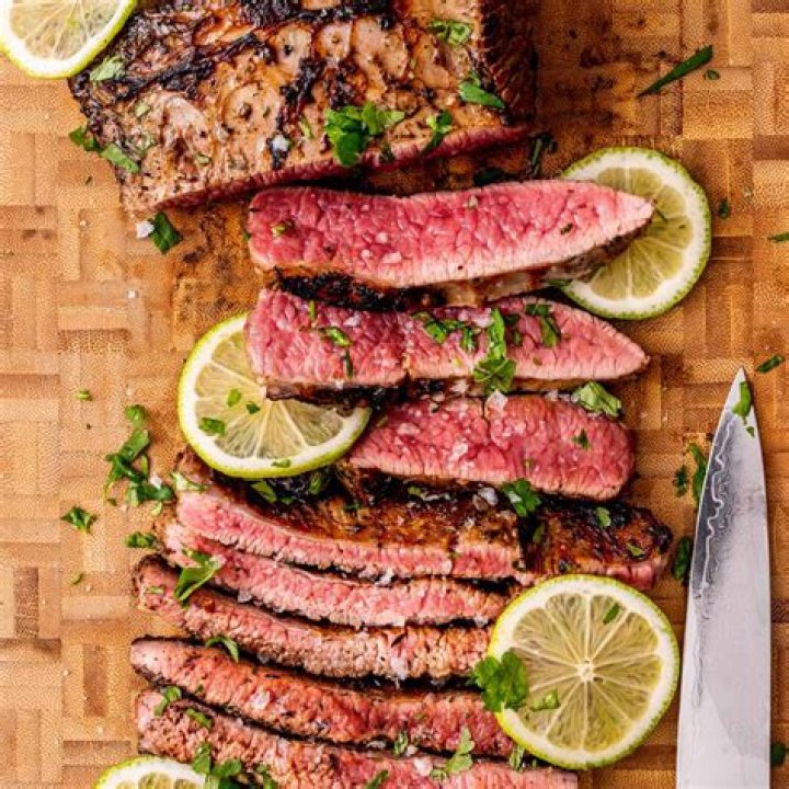 How many pounds is a skirt steak?