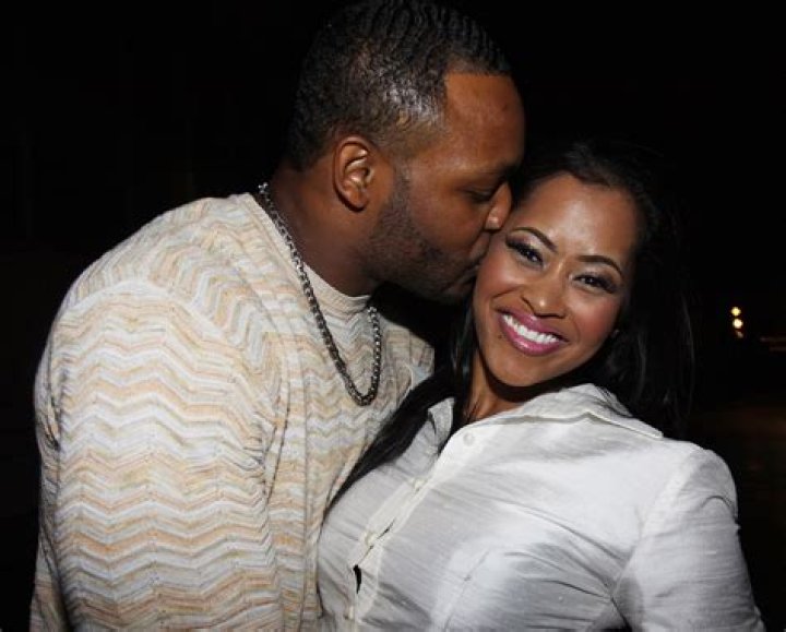 How old is Lisa Wu Hartwell?