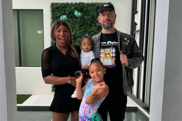 How old is Serena and Darien?