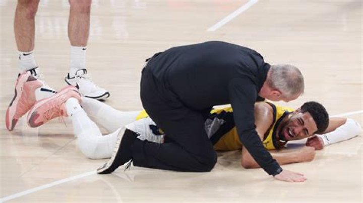 How old was Kobe when he hurt his Achilles?