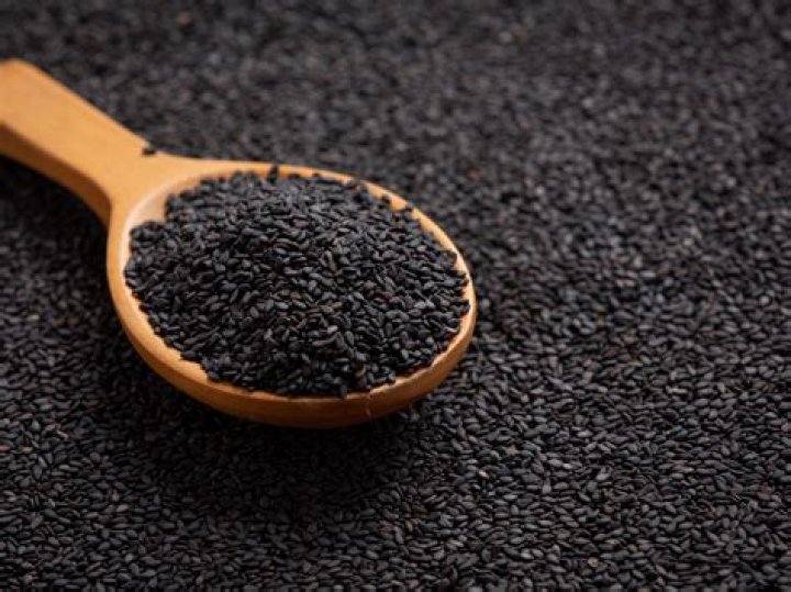 Is black til and Kalonji same?